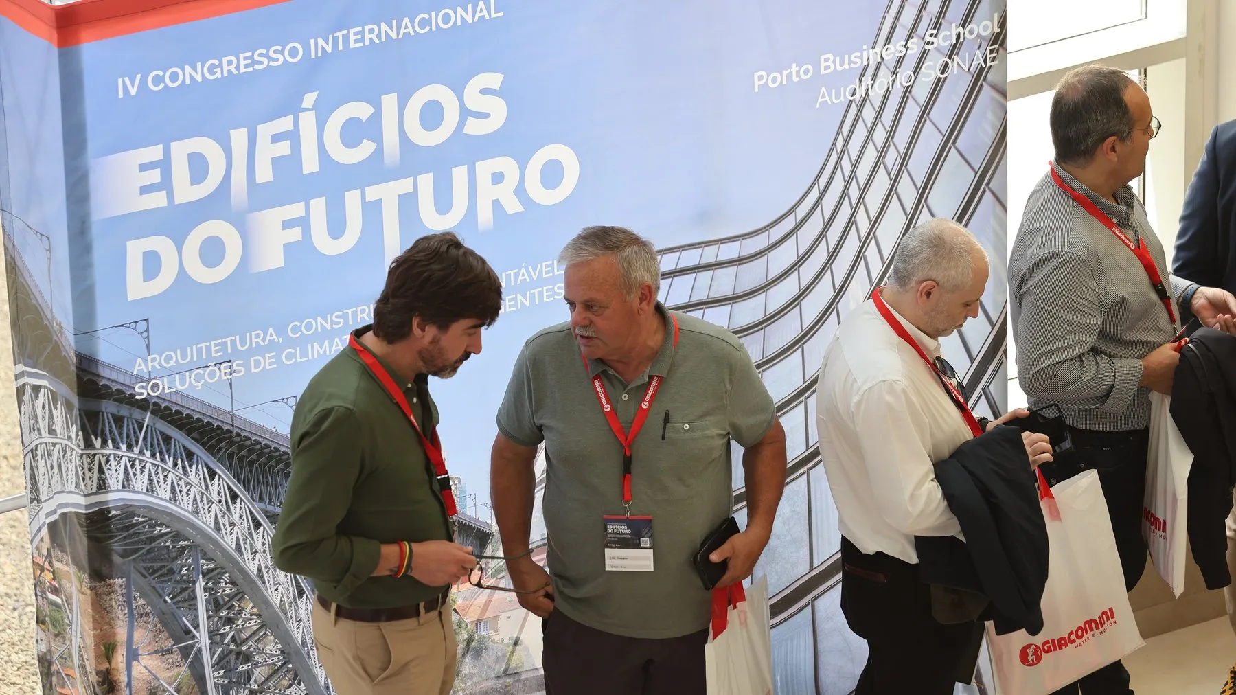 Congressos Giacomini - Edifícios do Futuro
